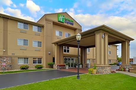 Holiday Inn Express Hotel & Suites-Saint Joseph By IHG