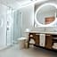 Hotel Royal William, an Ascend Collection Hotel