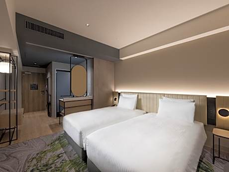 Standard Twin Room with Shower Booth