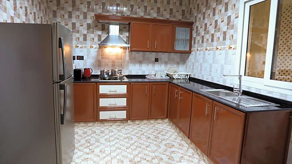 Remas Hotel Suites - Al Khoudh, Seeb, Muscat