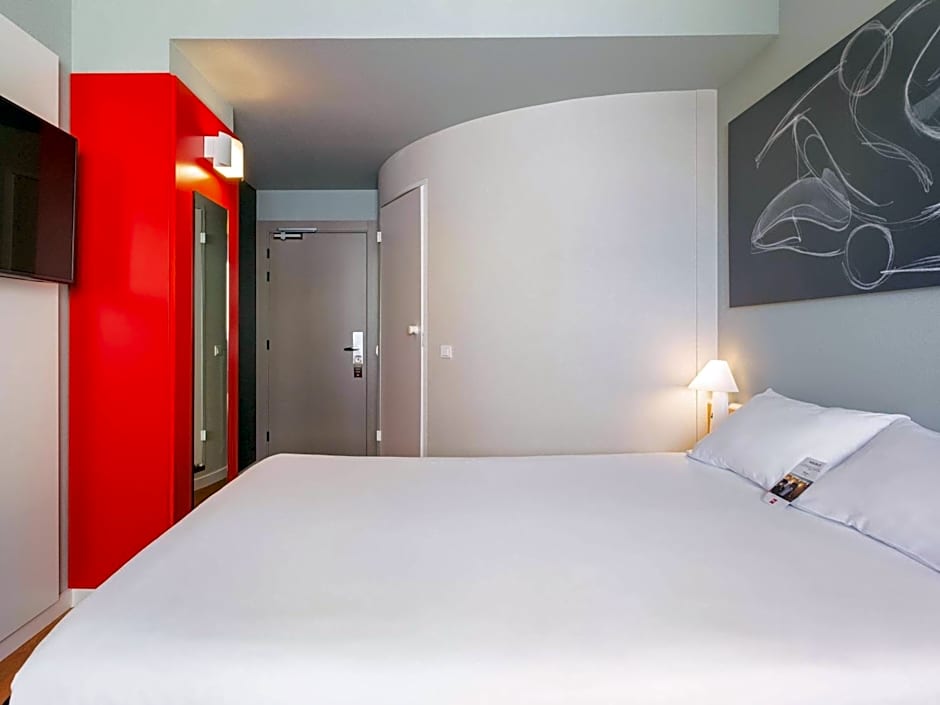 Ibis Elche