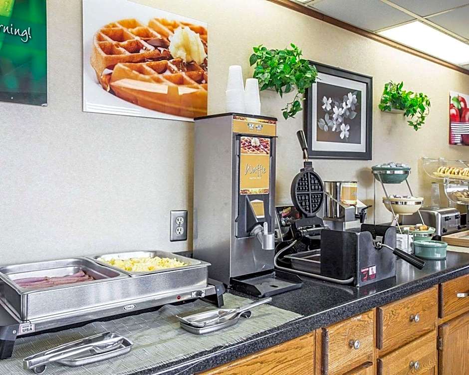 Quality Inn Manning I-95