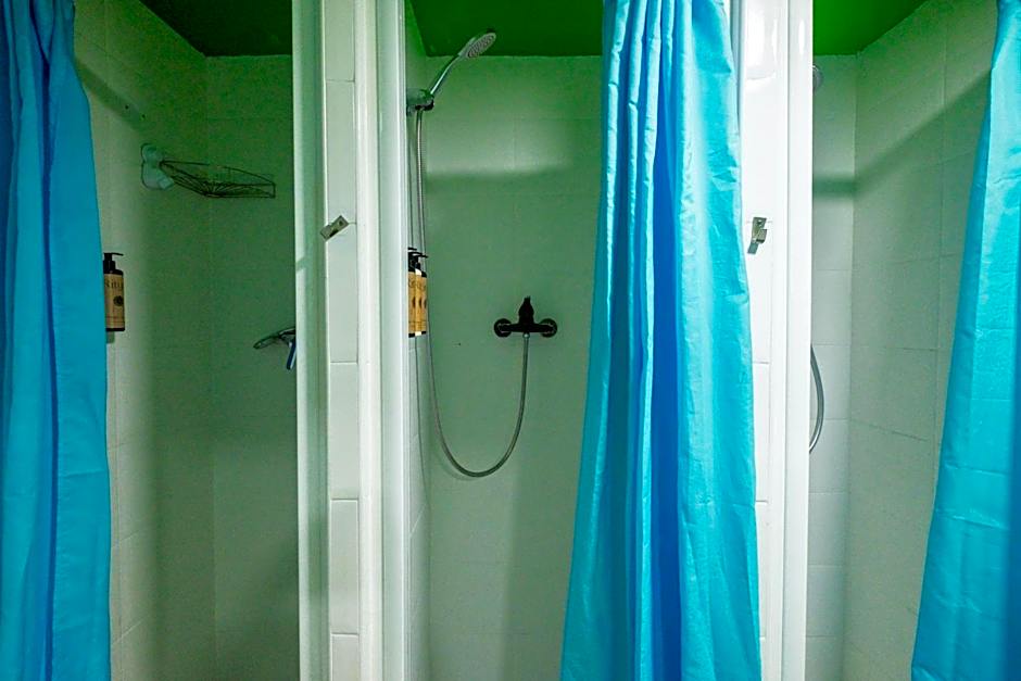 Diagonal House Hostel