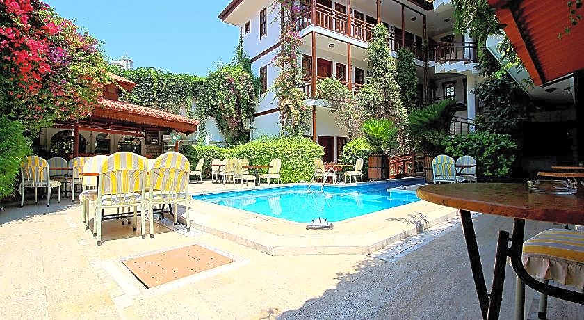 Hotel Karyatit Kaleici