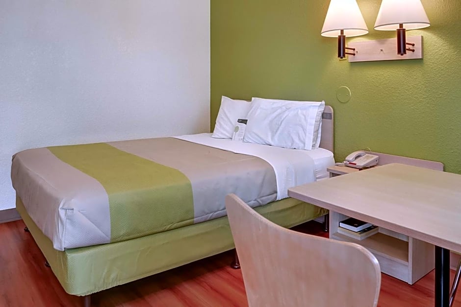 Motel 6-Eugene, OR - South Springfield