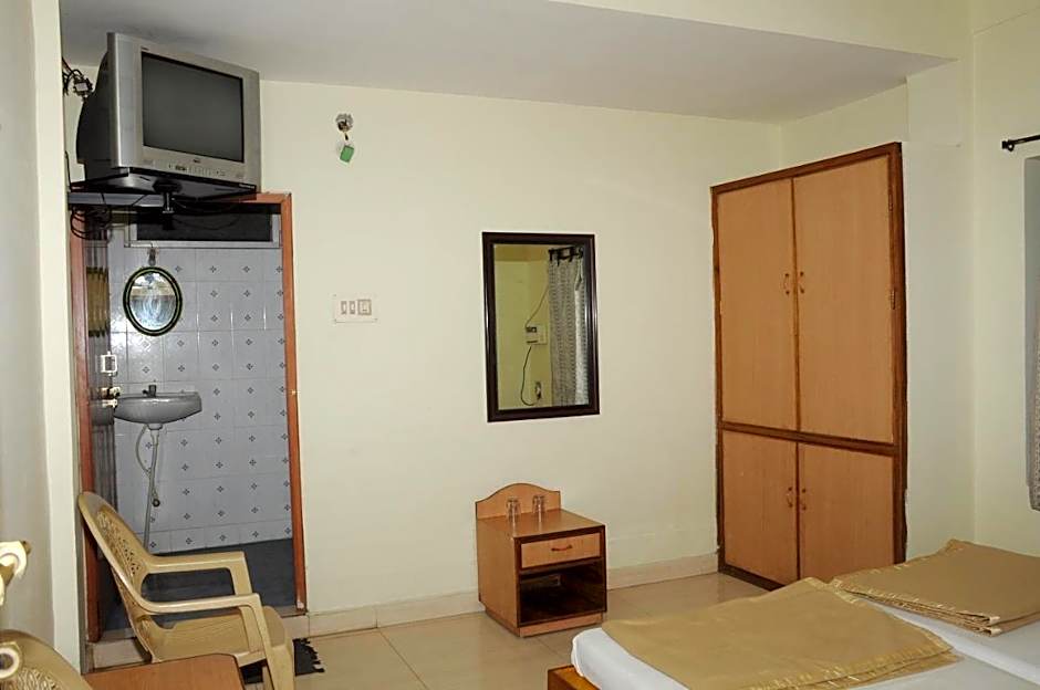 Hotel Agarala Residency