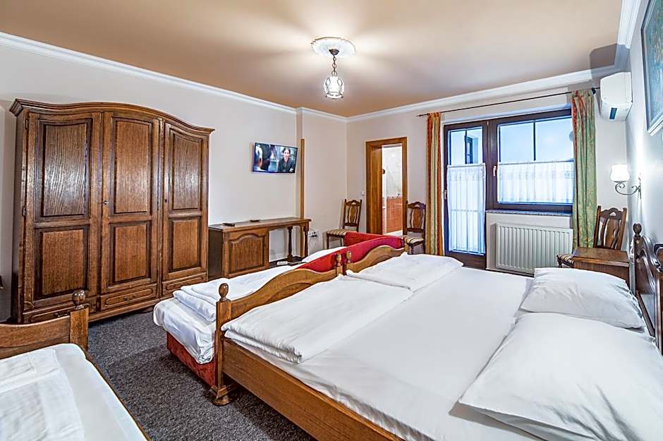 Garni Hotel & Apartments Terano