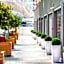 Adresa Suites