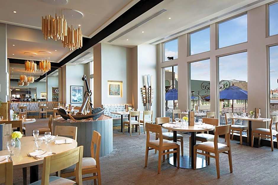 Hilton Philadelphia at Penns Landing
