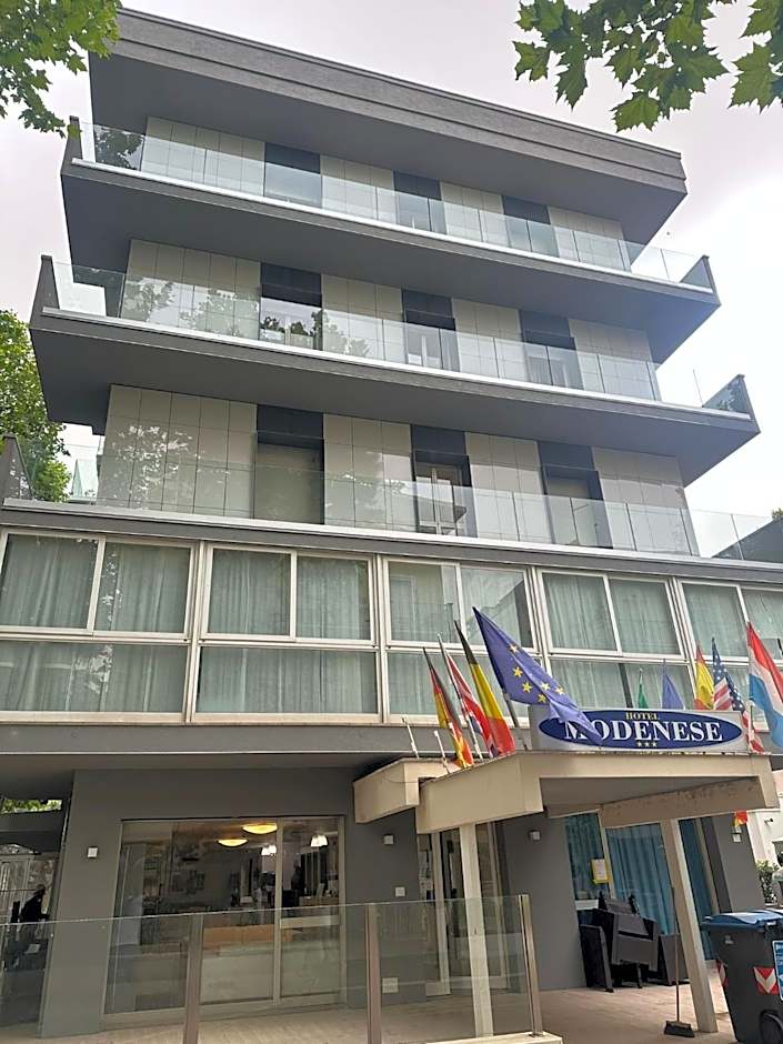 Hotel Modenese