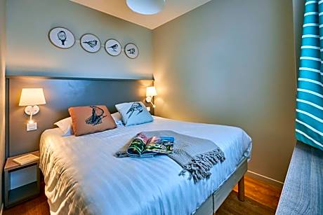 One-Bedroom Apartment with Terrace or Balcony (4 People) - Bocage View