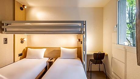 Standard Twin Room with One Bunk Bed