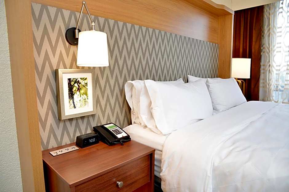 Holiday Inn Portland- I-5 S (Wilsonville) by IHG