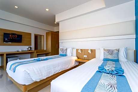 Twin Room with Balcony