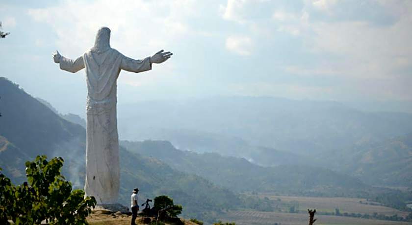 Maliwalo Inn Tarlac by RedDoorz