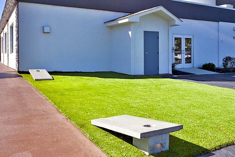 Holiday Inn Richmond-I-64 West End By IHG