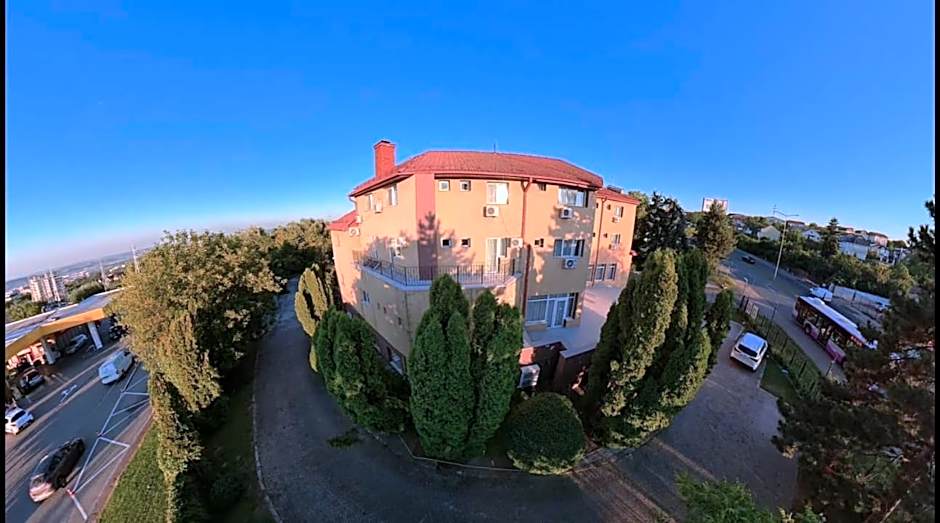 Hotel Liliacul