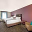 La Quinta Inn & Suites by Wyndham New Cumberland Harrisburg