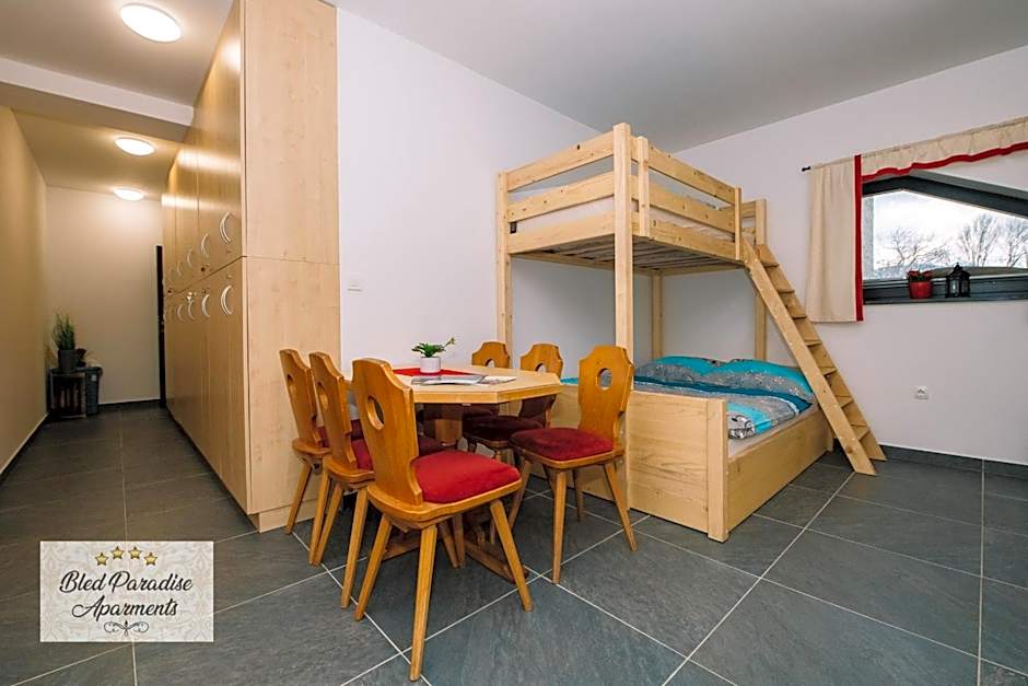 Photo 1 of 8 of Bed in 8-Bed Mixed Dormitory Room