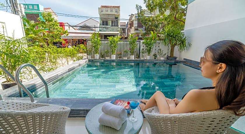 Babylon Hoi An Central Villa