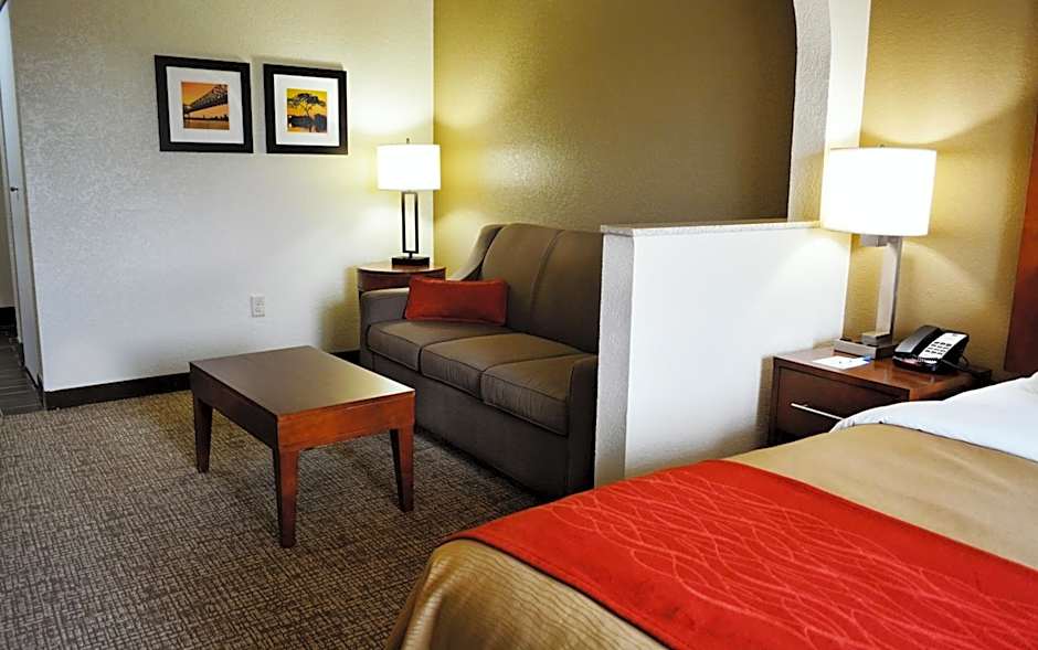 Comfort Inn & Suites Covington - Mandeville