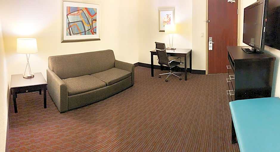 Holiday Inn Express Hotel & Suites Gainesville By IHG
