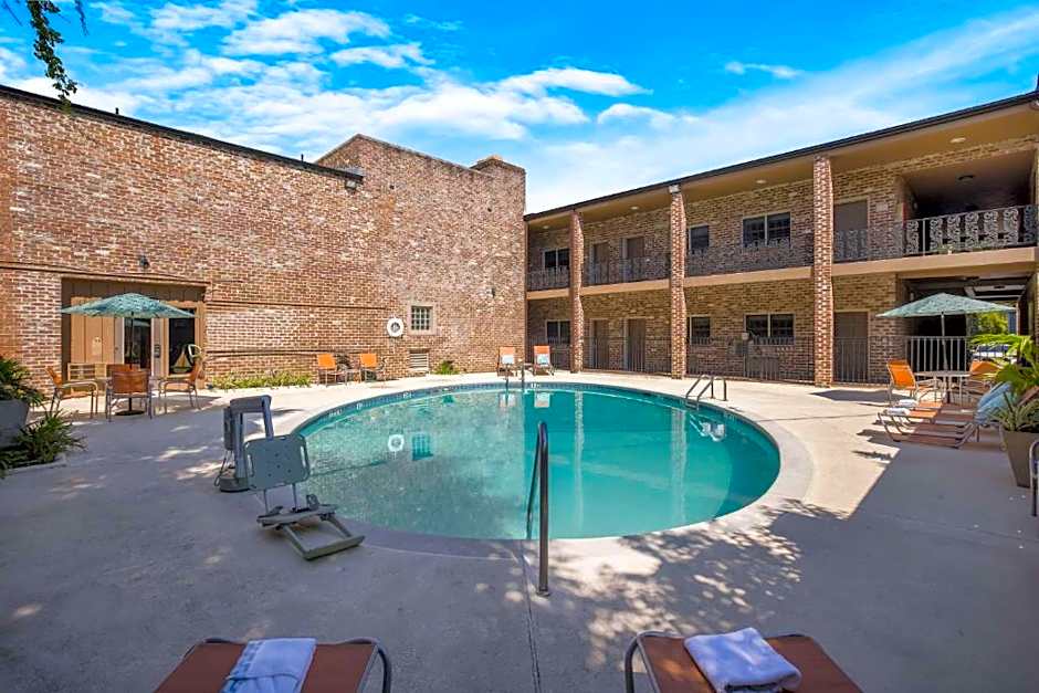 Best Western Sea Island Inn