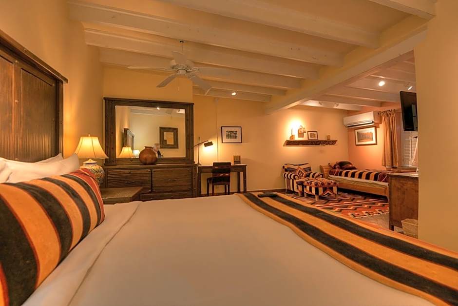 Inn at Vanessie
