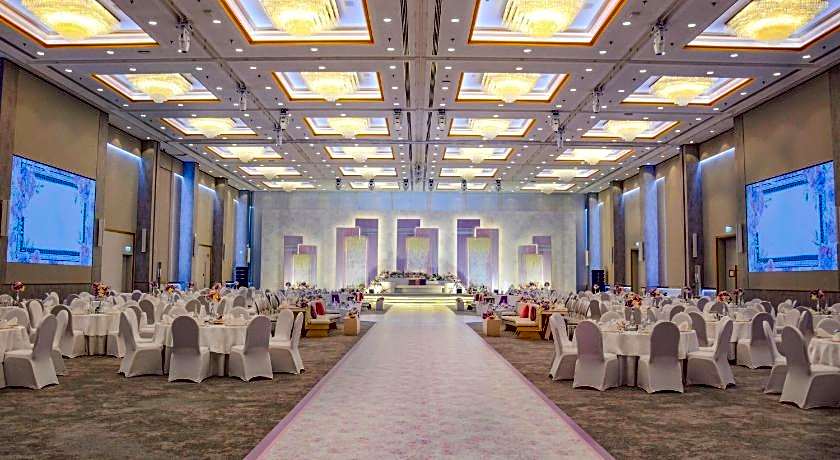 Crowne Plaza Bahrain By IHG