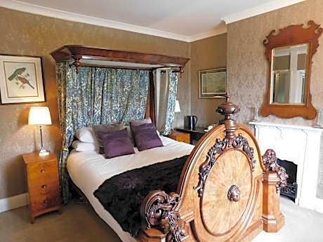 Deluxe Double Room with Bath