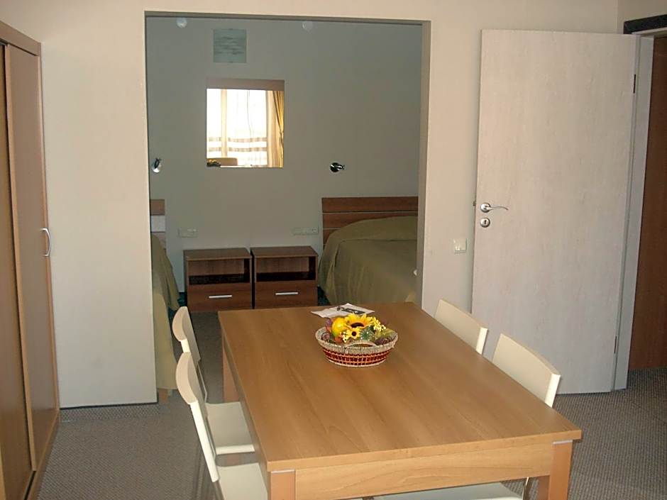 Snezhanka Apartments TMF