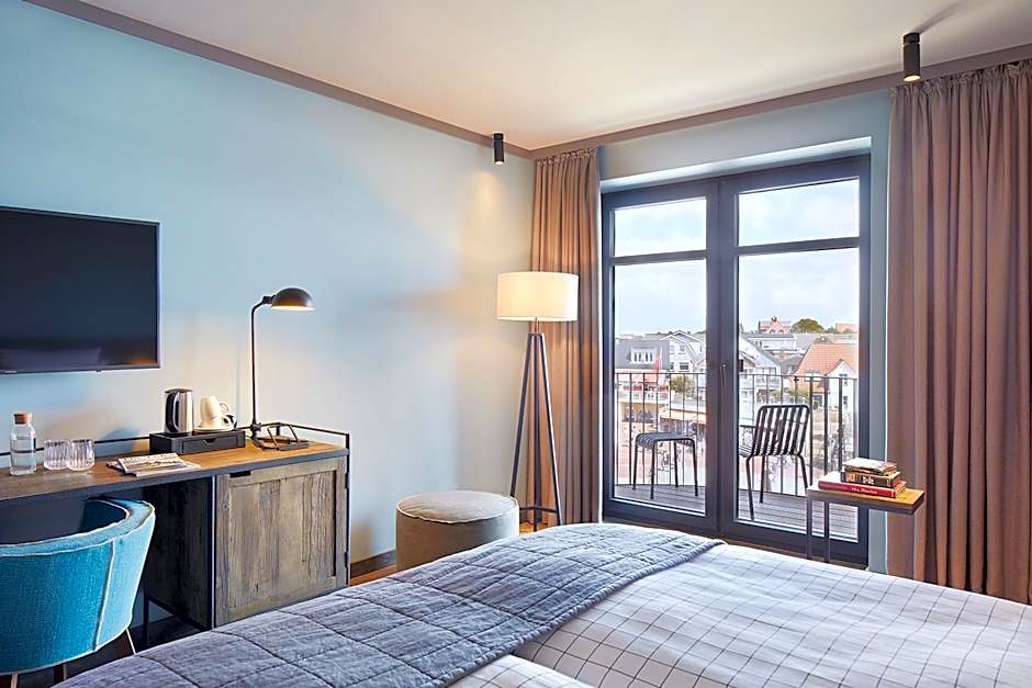 Lighthouse Hotel & Spa