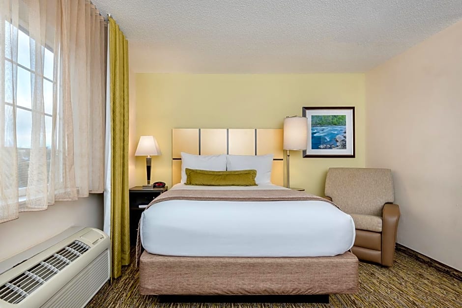 Candlewood Suites Sterling By IHG