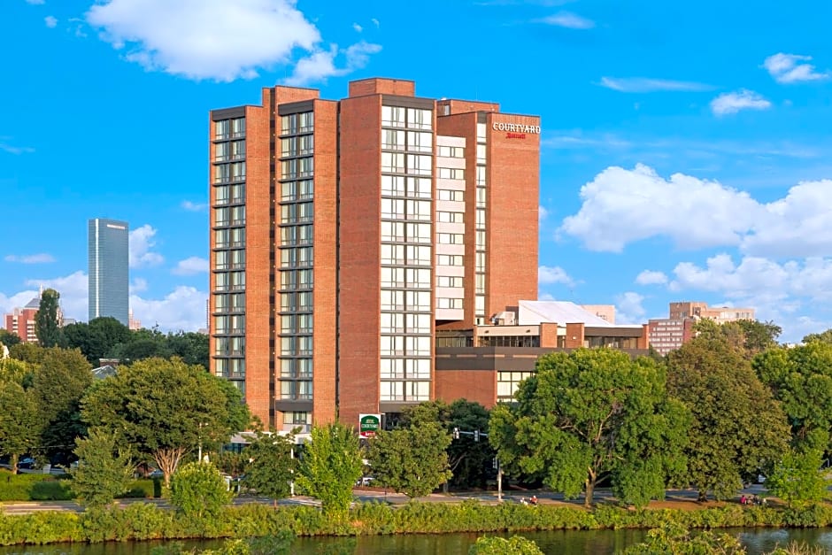 Courtyard by Marriott Boston Cambridge