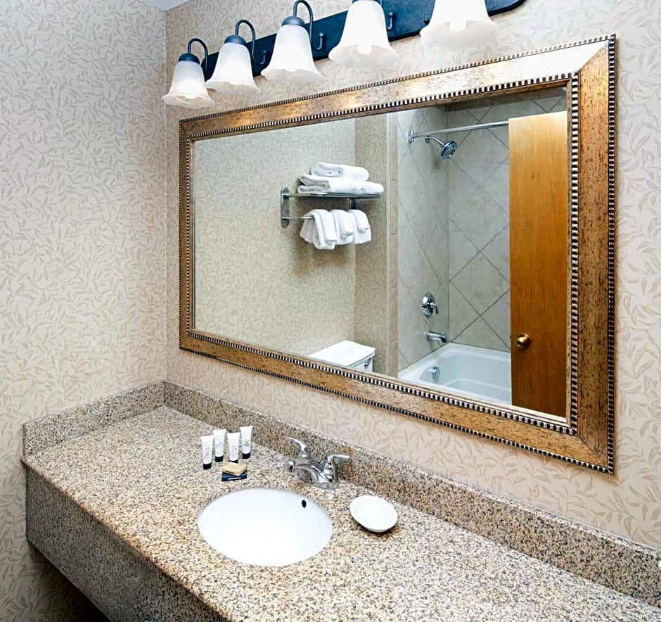 Red Lion Hotel Wenatchee City Center