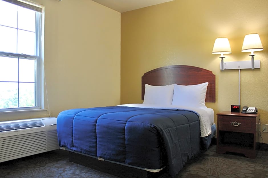 Candlelight Inn Suites Hwy 69 near McAlester