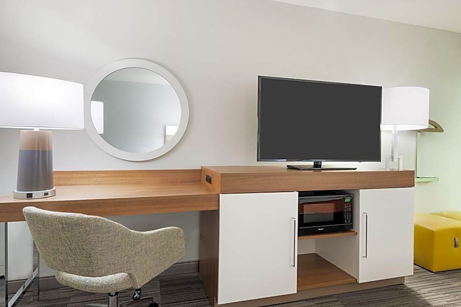 Hampton Inn & Suites Atlanta Buckhead Place