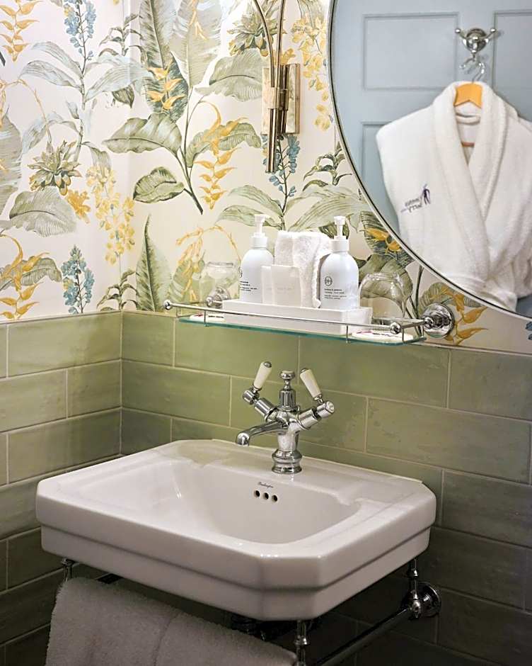 The Queensberry Hotel