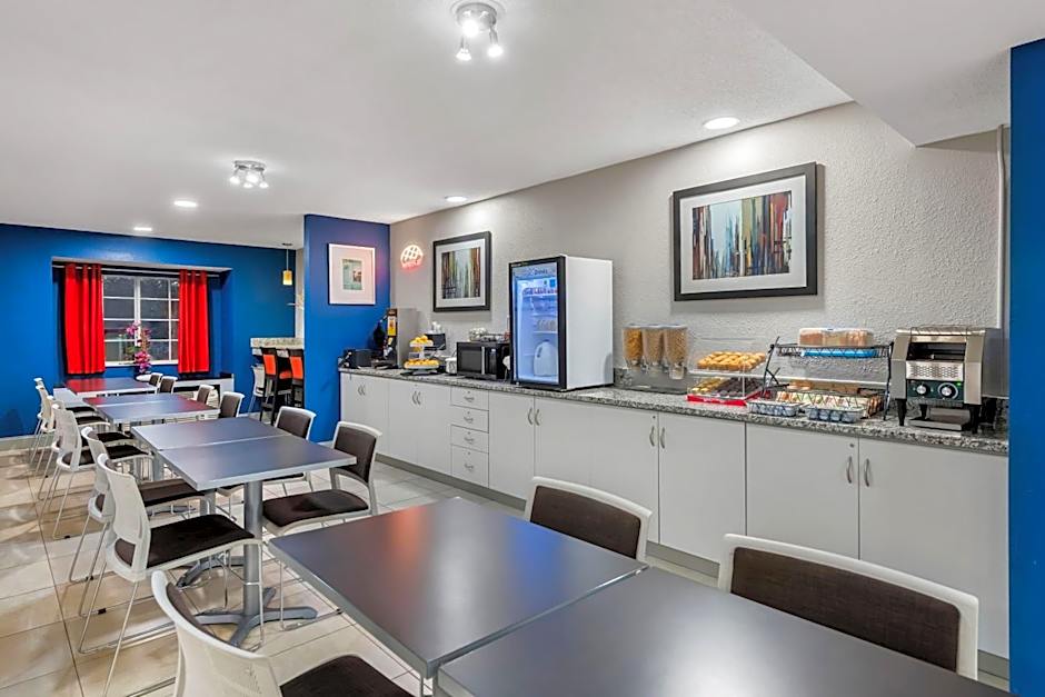 Microtel Inn & Suites Greenville by Wyndham