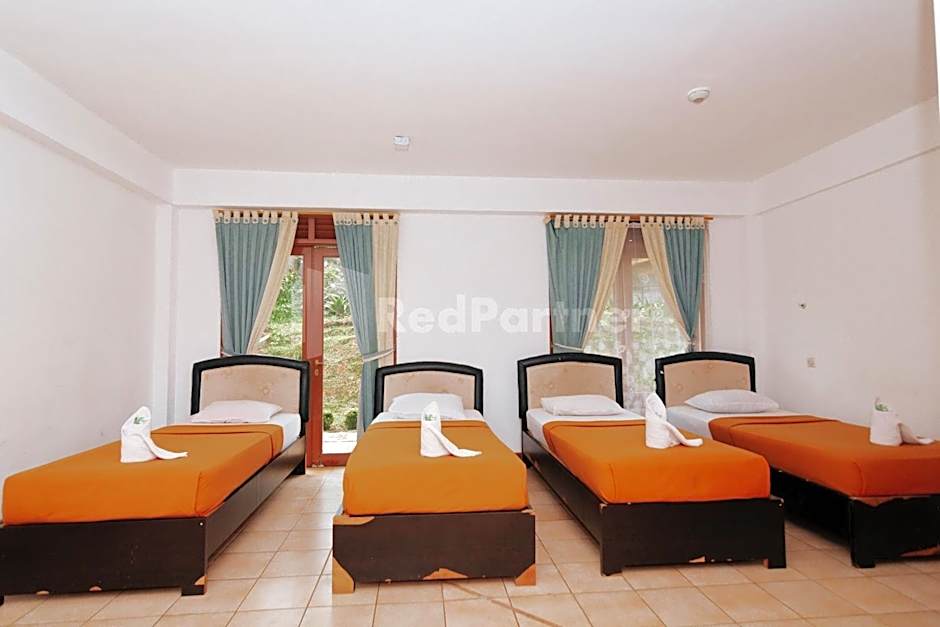 Villa Green Valley Puncak RedPartner