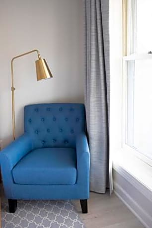 Deluxe Room Non- Lakeview with Two Double Beds and Balcony