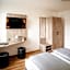 Boardinghouse Victory