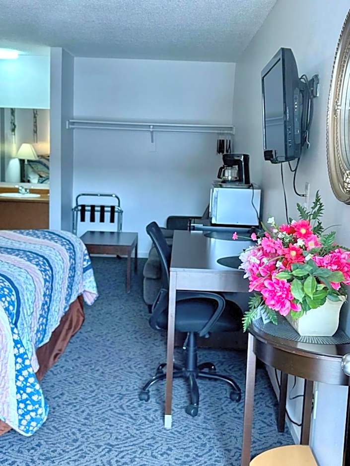 Motel West