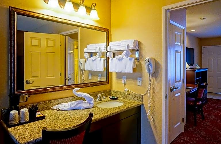 Castle Inn and Suites Anaheim