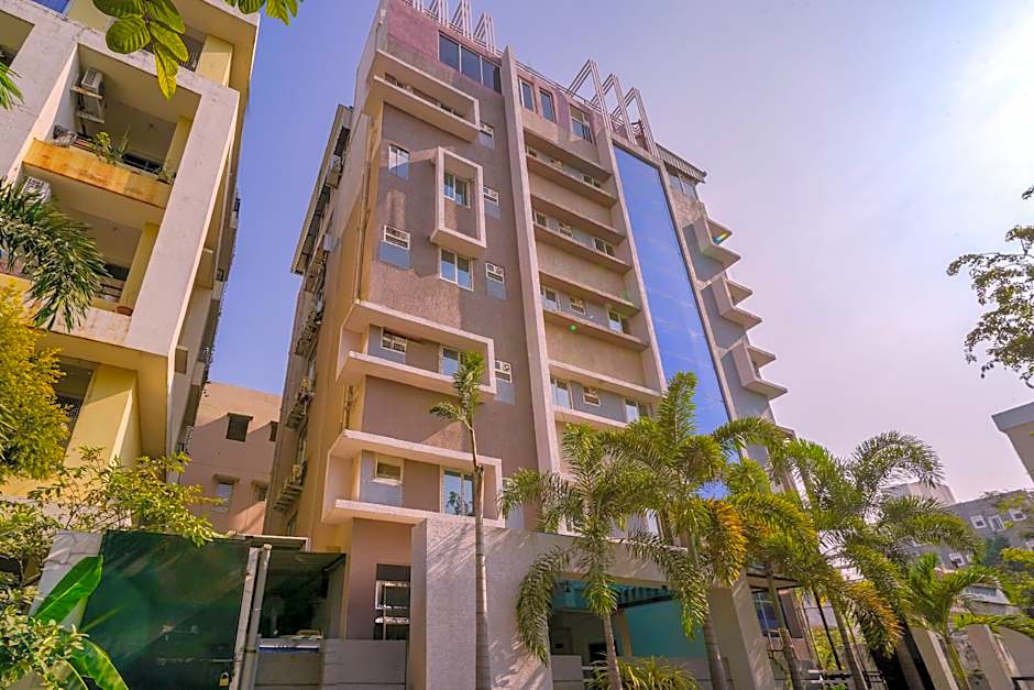 OYO Flagship The Botanica Grand – Kondapur, 