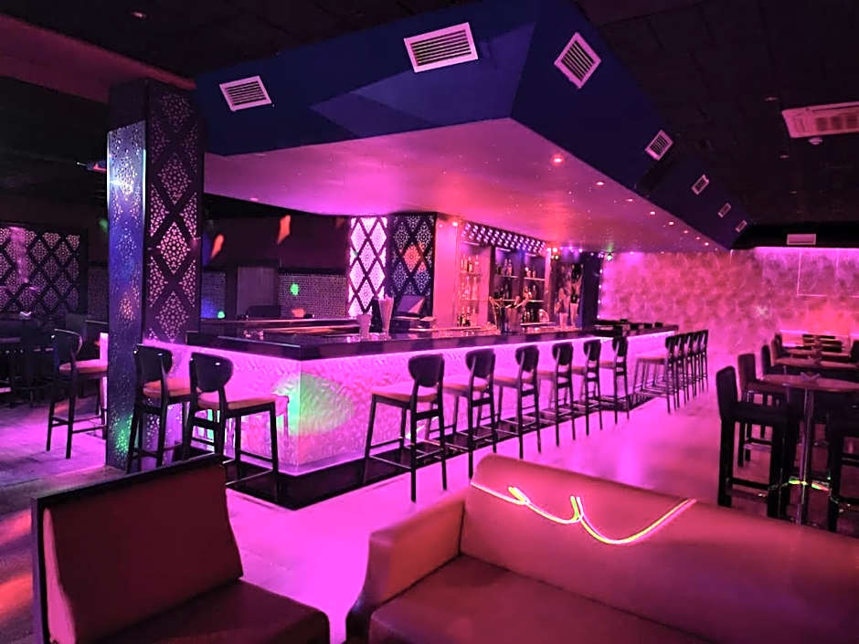 El Oumnia Puerto & Spa