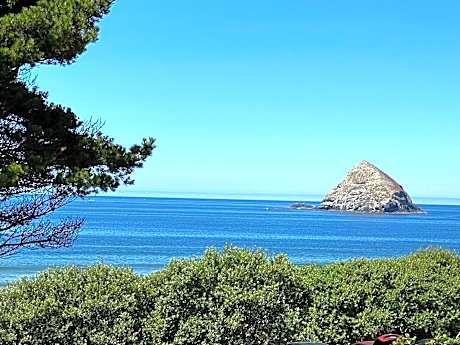 Oceanside Ocean Front Cabins