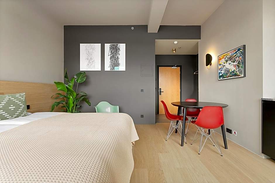 Arctic Comfort Hotel