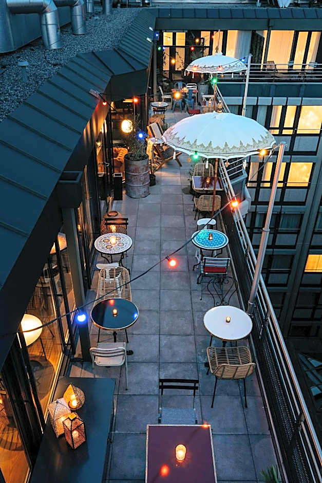 Ruby Claire Hotel Geneva Rooms