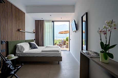 Junior Suite with Terrace
